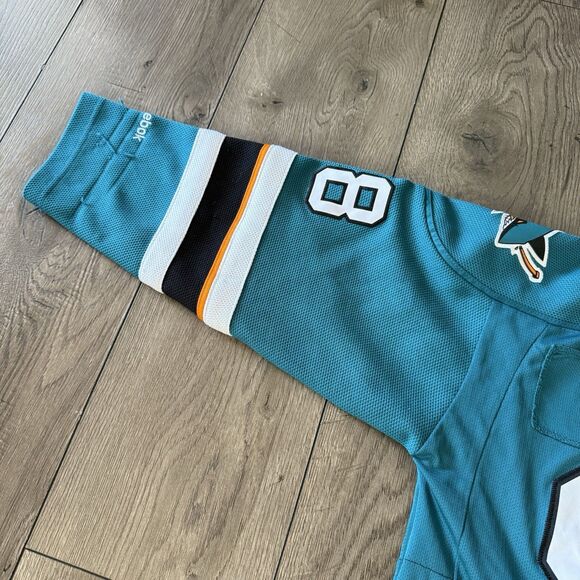 San Jose NHL Sharks Brent Burns 88 Youth Jersey S/M - Picture 16 of 16